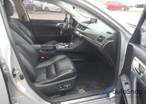 2016 Lexus Ct 200H из США, поврежденный, VIN JTHKD5BH0G2268377